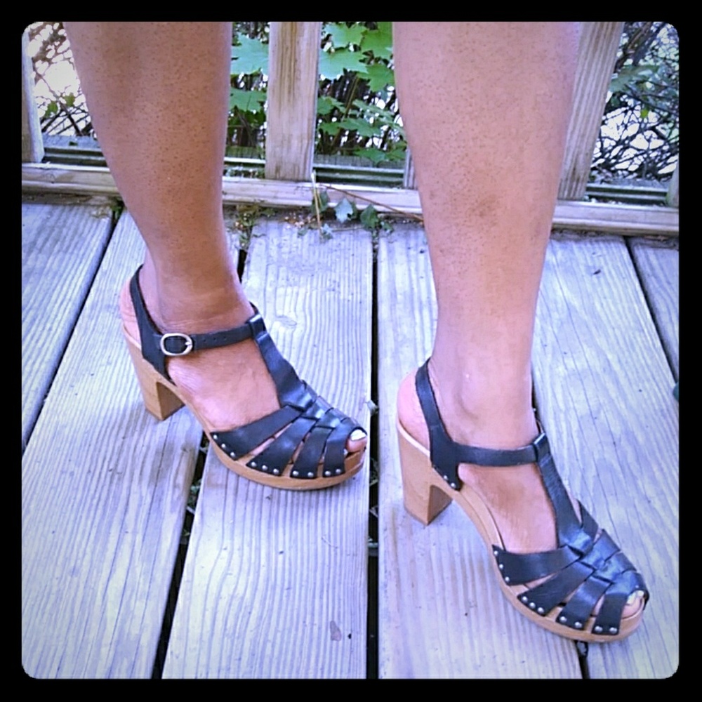 🌻💛Excellent Leather 'Karla' Slingbacks🌻💛